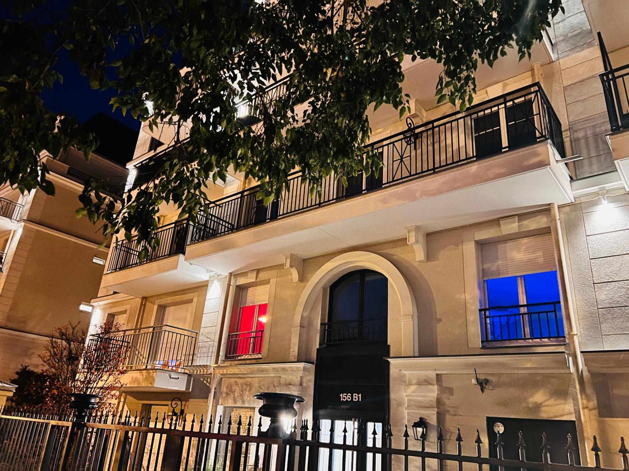 Les Residences De Djibril Le Blanc-Mesnil Exterior foto